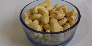 Whole Cashew Nuts