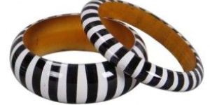 SKINNY STRIPES MONOCHROMATIC WOOD BANGLES