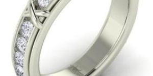 18kt White Gold Diamond Ring for Women