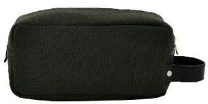 Men Travelling Kit in Green