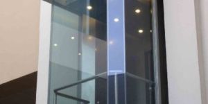3 Glass Panel Capsule Elevator