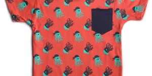 RED HALF SLEEVE COTTON TEE WITH SINGLE POCKET