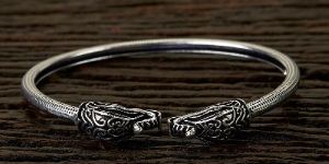 Indo Western Classic Kada