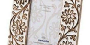 Wooden Flower Design Photo Frame