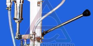Hand Operated Liquid Filling Machine