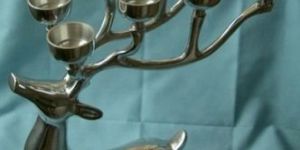 Aluminium Rippled Reindeer 8 Tlite Candle Holder Christmas Decoration