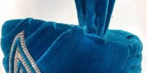 Maroon Velvet Self Turban