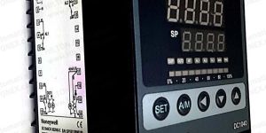 DC1040CR-302000-E Honeywell PID Controller