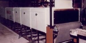 CONTINUOUS WIRE MESH BELT FURNACE
