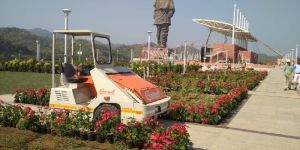 Road Sweeping Machine