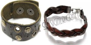 BROWN LEATHER BRACELET
