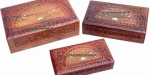 BASKETS AND WOODEN BOWLS