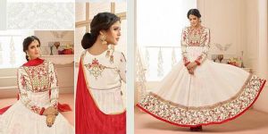 Ladies Full Sleeves Long Gown