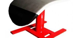 GYMNASTICS VAULTING TABLE