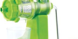Fruit and Vegetable Juicer