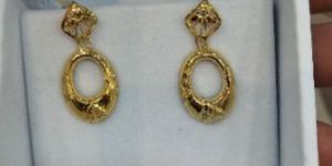 Yellow Gold Earring