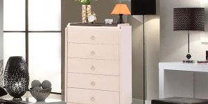 Wooden Chest of Drawer