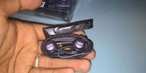 AKG Earphone