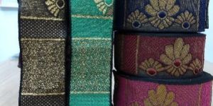 Maharani Lace Border