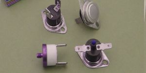 Automatic Reset Thermostat (SN-8)