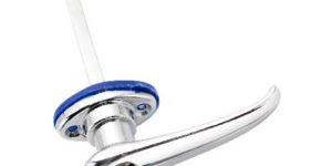 Locking Handle with Brass Keys