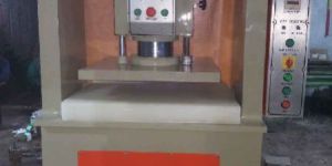 Clicker Press Machine