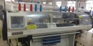 Knitting Machine