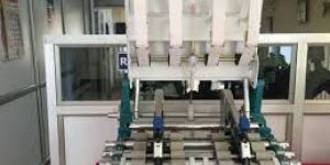 Short Bottom Apron Machine