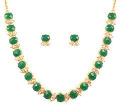 Emerald Necklace Set