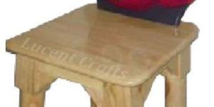 RUBBERWOOD KIDS CHAIR (CHERRY)