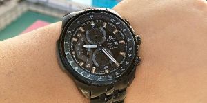 Edifice EFR 558 Watch