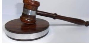 Wooden Court Hammer Set