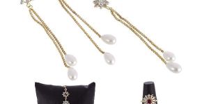 Women Luxurious Gold Plated American Diamond Combo Pendant Set