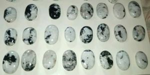 Quartz Pebbles