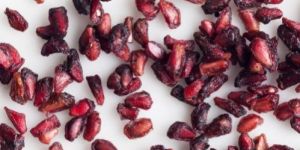 Dried Pomegranate Seeds