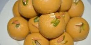 Besan Laddu