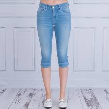Capri Jeans
