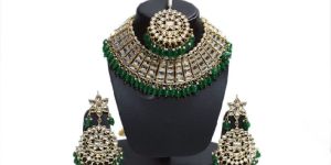 Kundan Necklace Set
