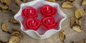 Red Rose Candle