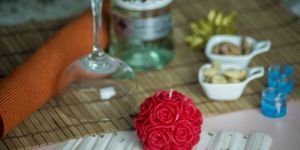 Rose Red Candle