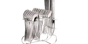 24 Piece Cutlery Set