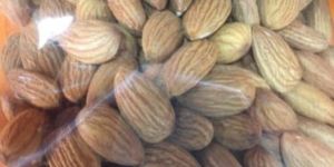 Plain Almond Nuts