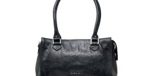 Black Ladies Leather Shoulder Bag