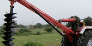 HYDRAULIC POST HOLE DIGGER