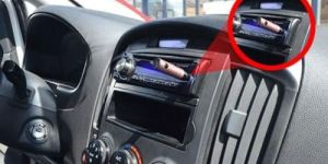 Merlin Digital Car Bluetooth Jack