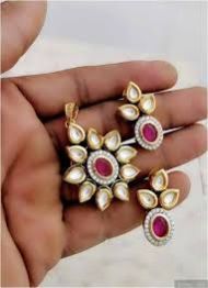 Kundan Pendent Sets