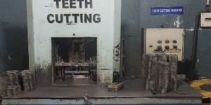 Teeth Cutting Machine