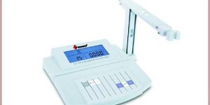 Plastic Conductivity Meter