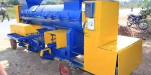 Semi-Automatic Red Brick Maker Machine