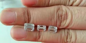 Moissanite Emerald Cut E-F White Color VVS1 STONE